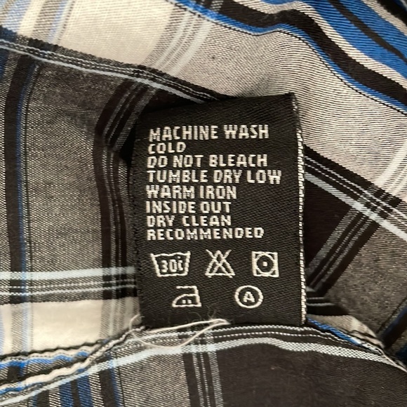 Eighty Eight Men’s Plaid Button-down - Picture 5 of 7